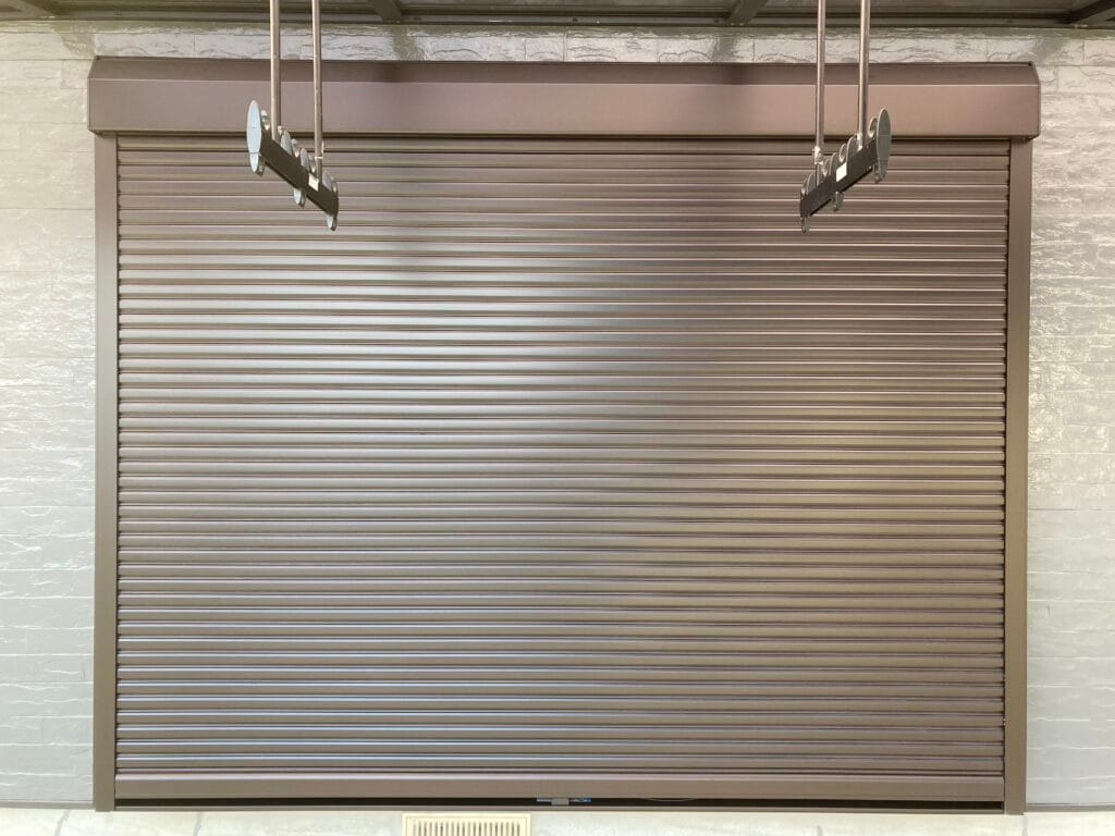 佐世保市東浜町Ｈ様邸　アルミシャッター工事の施工後