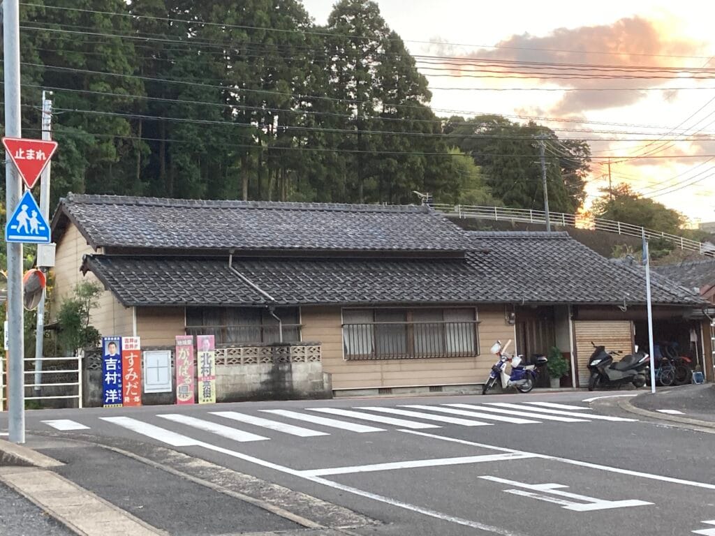 佐世保市吉井町Ｓ様邸　瓦塗装工事・瓦棒塗装工事の施工前①