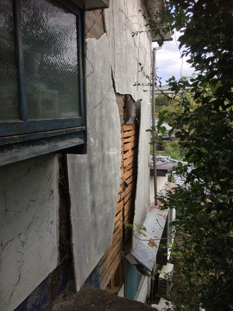 佐世保市大黒町Ｈ様邸　外壁工事の施工前①