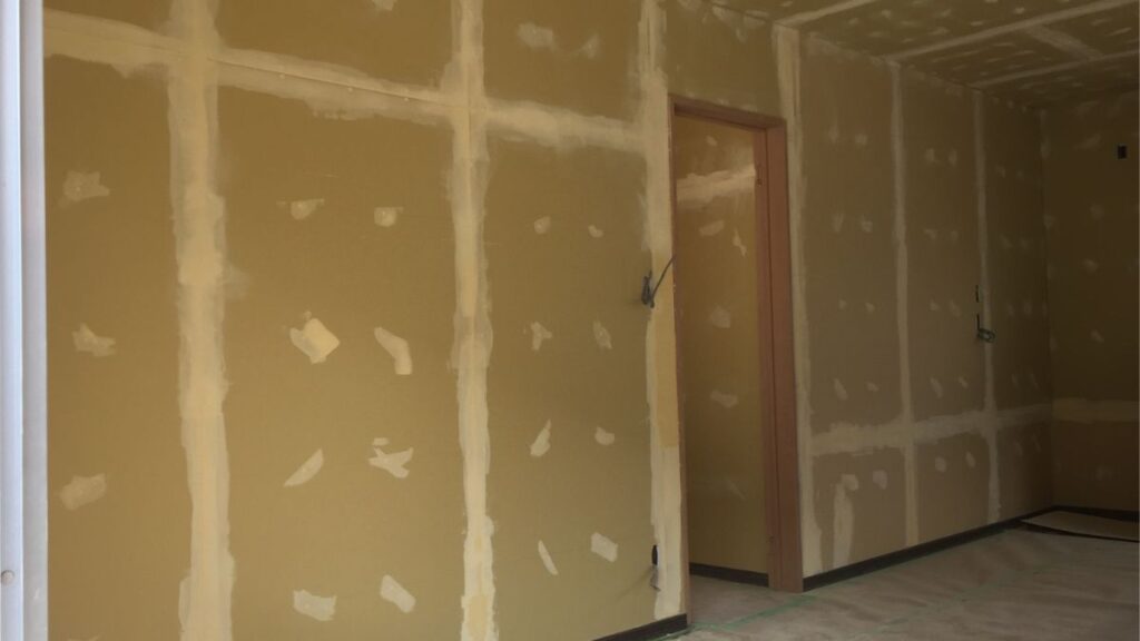 内装工事　作業中　佐世保市